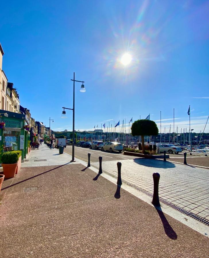 Sur Le Port De Plaisance - Proche Plage Et Centre Dieppe Bagian luar foto